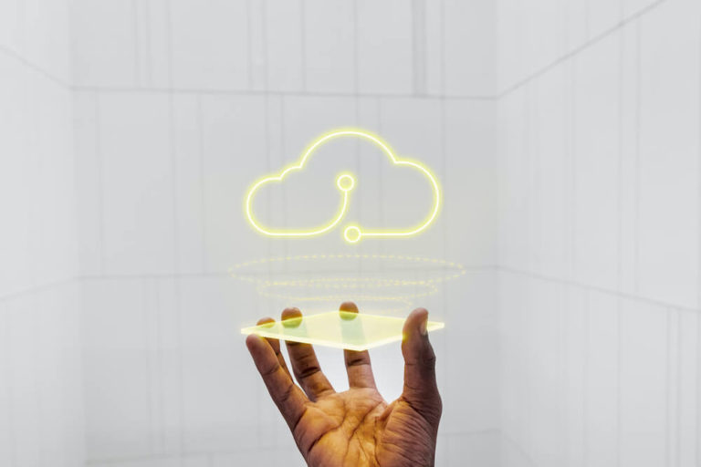 Multi-cloud system technology yellow cloud in hand
